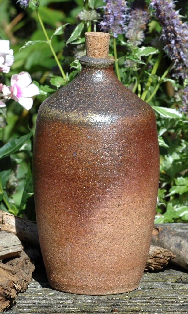 Kameninová láhev tmavá (700 ml)