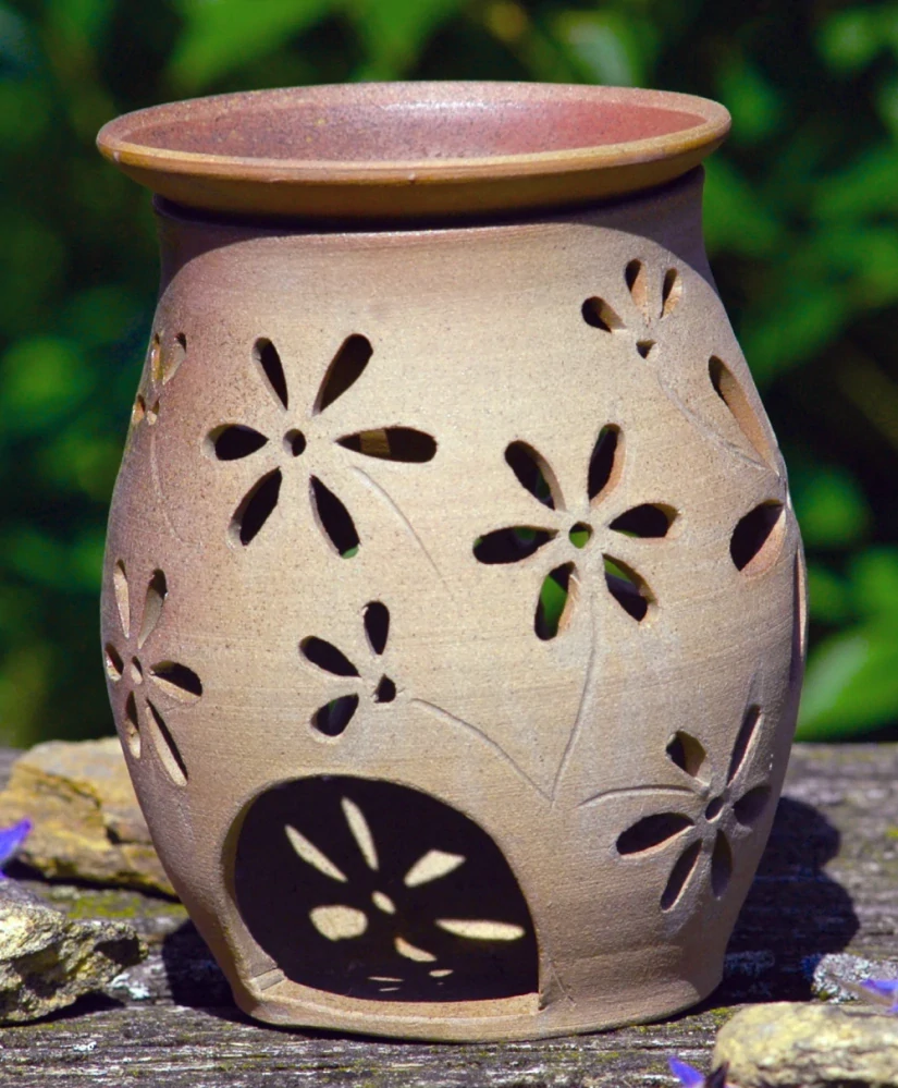 Aroma lampa - květinový motiv