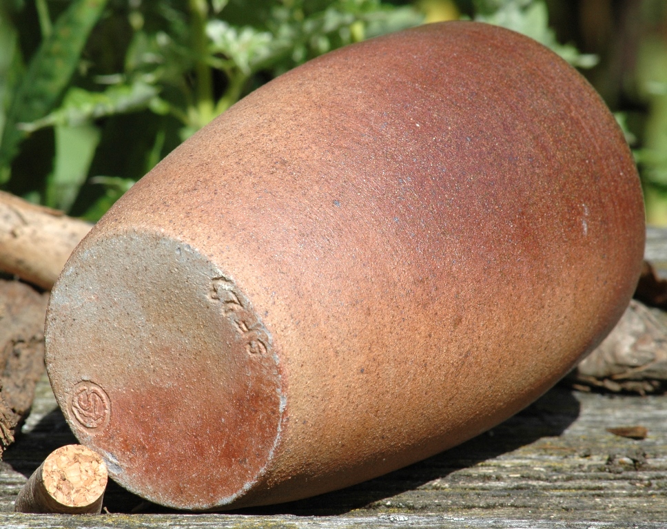 Kameninová láhev tmavá (700 ml)