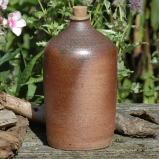 Kameninová láhev tmavá (600 ml)