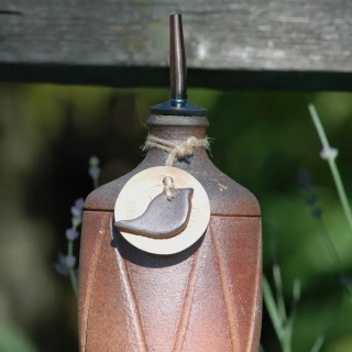 Kameninová láhev s nálevkou (700 ml)